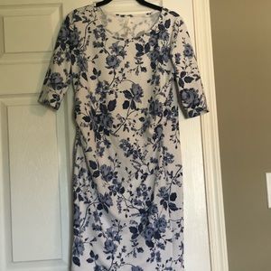 Maternity dress